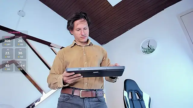 Justin valverde online show from February 10, 2026, 7:40 pm