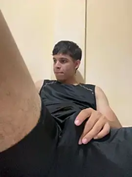 Snapshot of Michael_black01 chatting on April 11, 2026, 12:59 am Michael black01 online show from April 11, 2026, 12:59 am