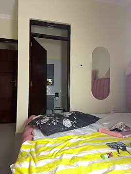 NyahHeat online show from April 14, 2026, 2:45 pm