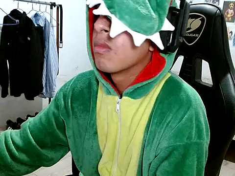 Collucci online show from December 22, 2025, 3:03 am