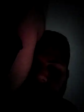 Snapshot of Eduar0015 chatting on October 27, 2025, 10:25 pm Eduar0015 online show from October 27, 2025, 10:25 pm