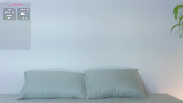 Axel Cody  online show from May 28, 2026, 1:19 pm