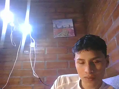 Snapshot of nickk_boy chatting on October 24, 2025, 11:45 pm nickk boy online show from October 24, 2025, 11:45 pm