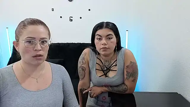 Snapshot of lesb_milf chatting on September 21, 2025, 4:08 pm lesb milf online show from September 21, 2025, 4:08 pm