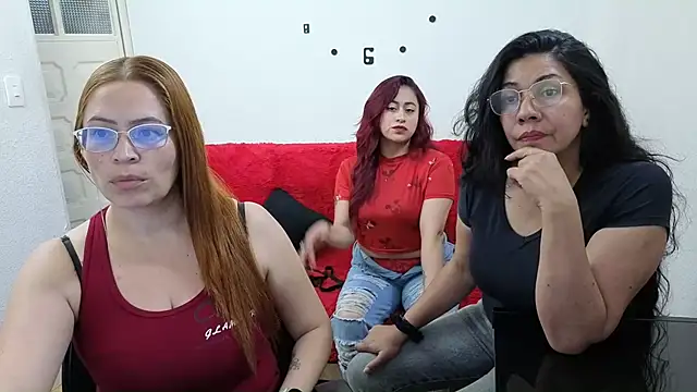 lesb milf online show from March 2, 2026, 4:58 pm