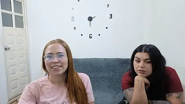 lesb milf online show from July 13, 2026, 10:45 pm