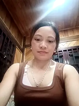 huhu-sexxy online show from October 15, 2025, 1:44 pm