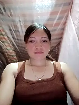 huhu-sexxy online show from October 19, 2025, 5:19 am