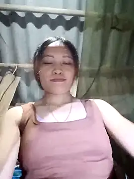 huhu-sexxy online show from November 11, 2025, 9:31 am