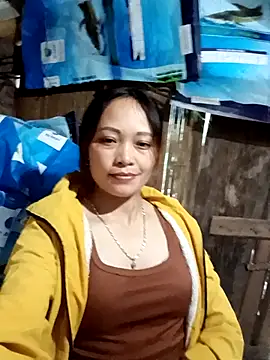 huhu-sexxy online show from November 14, 2025, 10:03 am