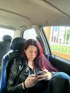 Zoe fire online show from October 20, 2025, 12:05 pm