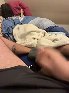 creamydeluxe online show from March 17, 2026, 12:19 pm