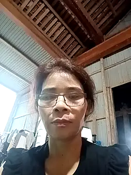 Snapshot of RizoCii chatting on October 20, 2025, 1:50 am RizoCii online show from October 20, 2025, 1:50 am