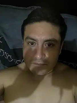 checheludo23 online show from October 14, 2025, 5:30 am