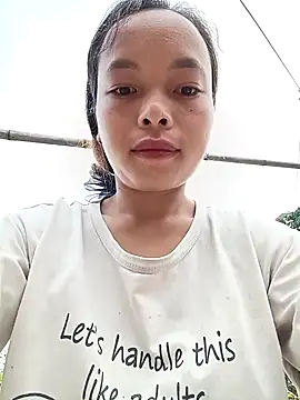 Nguyet2k4 online show from October 27, 2025, 2:04 am