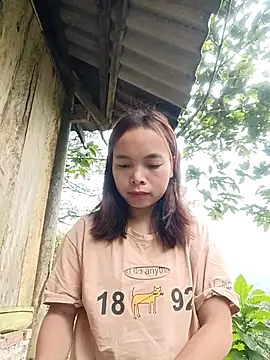 Snapshot of Nguyet2k4 chatting on January 7, 2026, 12:57 am Nguyet2k4 online show from January 7, 2026, 12:57 am