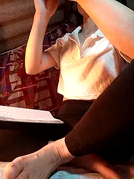 Snapshot of -Kem-01 chatting on February 1, 2026, 1:20 pm -Kem-01 online show from February 1, 2026, 1:20 pm