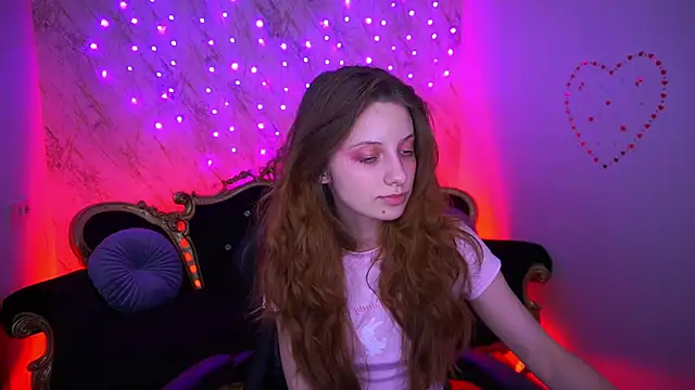 Snapshot of CuteeFoxy chatting on February 26, 2026, 2:38 pm CuteeFoxy online show from February 26, 2026, 2:38 pm