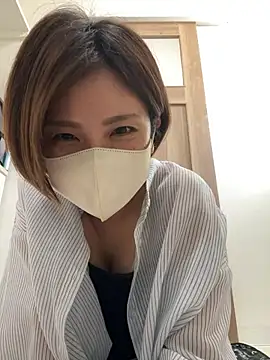 Io chaaan xxx online show from November 6, 2025, 3:18 am