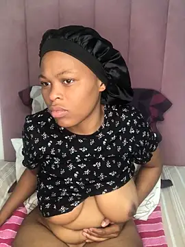 Bubbles156 online show from February 15, 2026, 2:14 pm