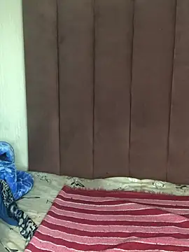 Bubbles156 online show from March 18, 2026, 7:39 pm