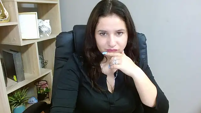 Ruby strip online show from October 15, 2025, 9:53 am