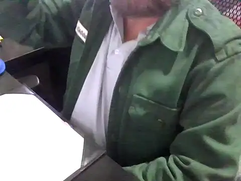 CaccoCasado online show from October 24, 2025, 1:51 pm