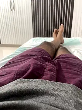 hotmale0456 online show from October 16, 2025, 12:28 pm