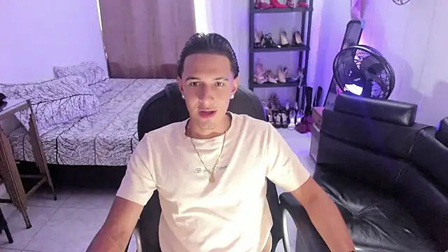 Hayden Boy  online show from November 8, 2025, 8:51 pm