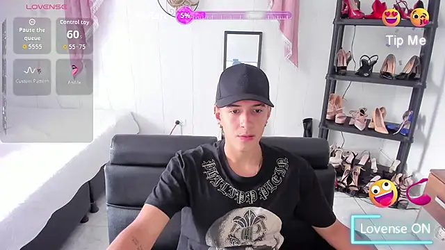 Hayden Boy  online show from November 21, 2025, 7:01 pm