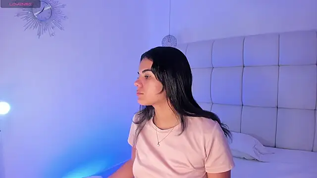 Snapshot of Emili__Jackson chatting on November 23, 2025, 3:39 am Emili Jackson online show from November 23, 2025, 3:39 am