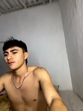 Myke hotxxx online show from November 11, 2025, 3:17 am