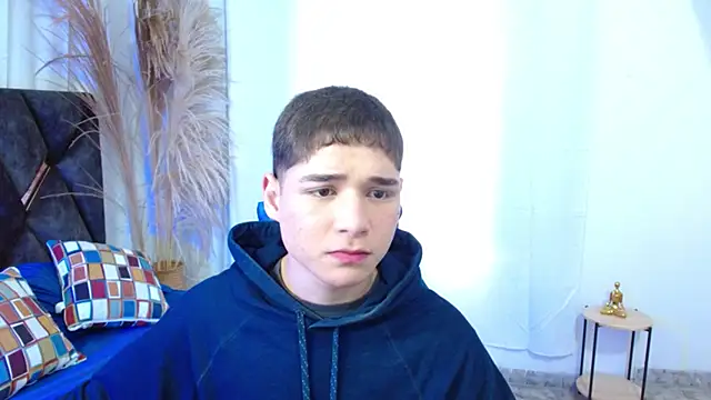 Mattass18 online show from November 21, 2025, 1:21 pm