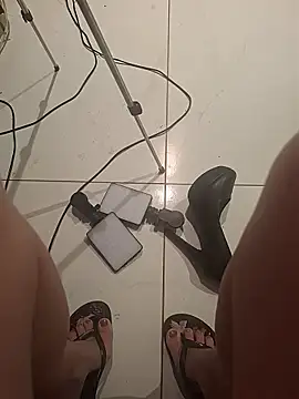 Snapshot of PorcelainDoll1 chatting on February 17, 2026, 12:29 am PorcelainDoll1 online show from February 17, 2026, 12:29 am