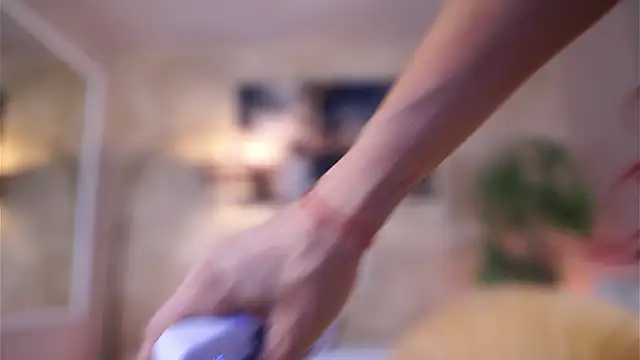 TiffanyBlaize online show from December 5, 2025, 7:43 pm