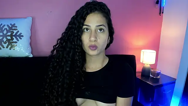 fernanda317 online show from November 20, 2025, 12:00 am