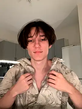 KristianGray online show from October 15, 2025, 4:07 pm