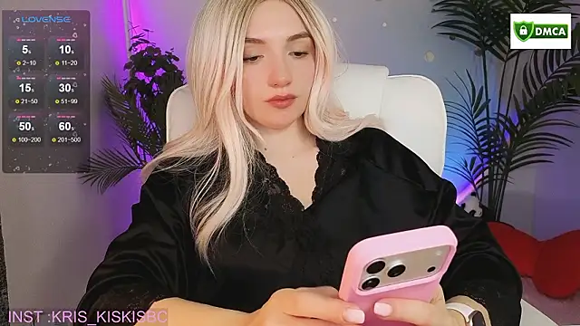 Snapshot of cute_cake chatting on February 9, 2026, 3:27 pm cute cake online show from February 9, 2026, 3:27 pm