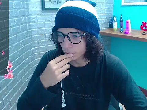 Mike Miiller  online show from November 6, 2025, 5:25 pm