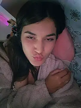 Gigihairy online show from October 18, 2025, 1:41 am