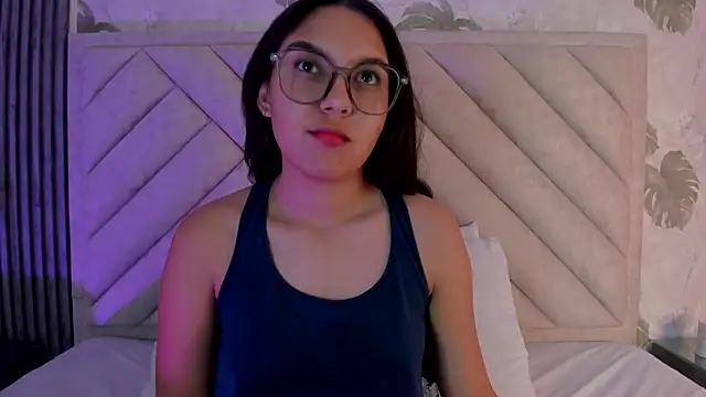 Lexy-Sweet1 online show from November 5, 2025, 4:12 am