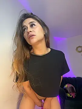 Aliss rose online show from November 7, 2025, 11:27 pm