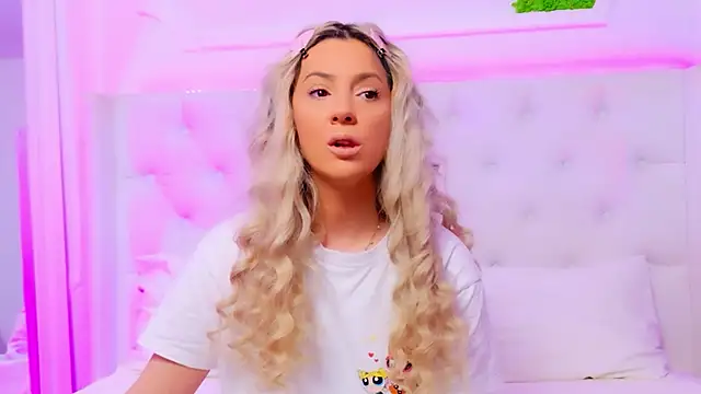 AriannaSins online show from March 24, 2026, 1:16 pm