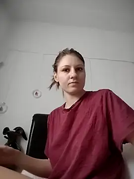 SandyCassie online show from December 23, 2025, 7:39 am