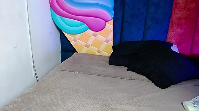 Snapshot of antonella_rosecs chatting on March 3, 2026, 4:18 am antonella rosecs online show from March 3, 2026, 4:18 am