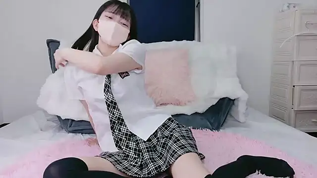 Snapshot of Mirai_oO16Oo chatting on November 13, 2025, 10:36 am Mirai oO16Oo online show from November 13, 2025, 10:36 am