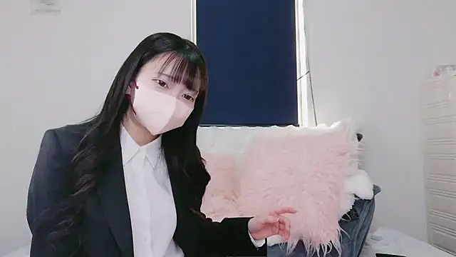 Snapshot of Mirai_oO16Oo chatting on November 23, 2025, 6:46 am Mirai oO16Oo online show from November 23, 2025, 6:46 am