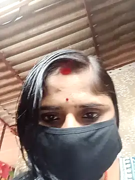 Rajni chauhan online show from November 18, 2025, 10:41 am