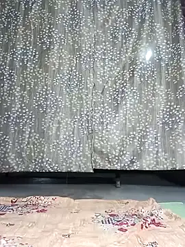 Rajni chauhan online show from December 2, 2025, 4:02 pm