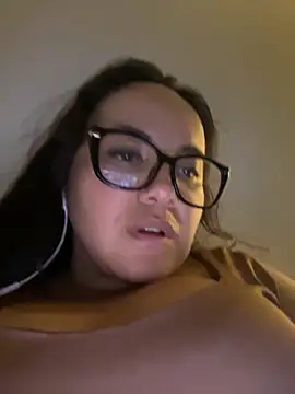 antoniamiller69 online show from November 17, 2025, 3:23 am